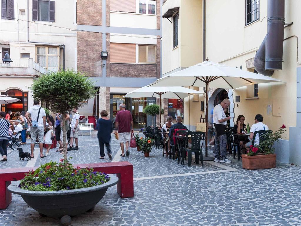 Hotel La Casa Degli Artisti 1 à Nettuno Extérieur photo