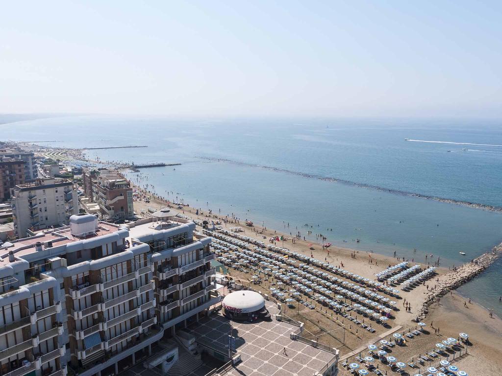 Hotel La Casa Degli Artisti 1 à Nettuno Extérieur photo