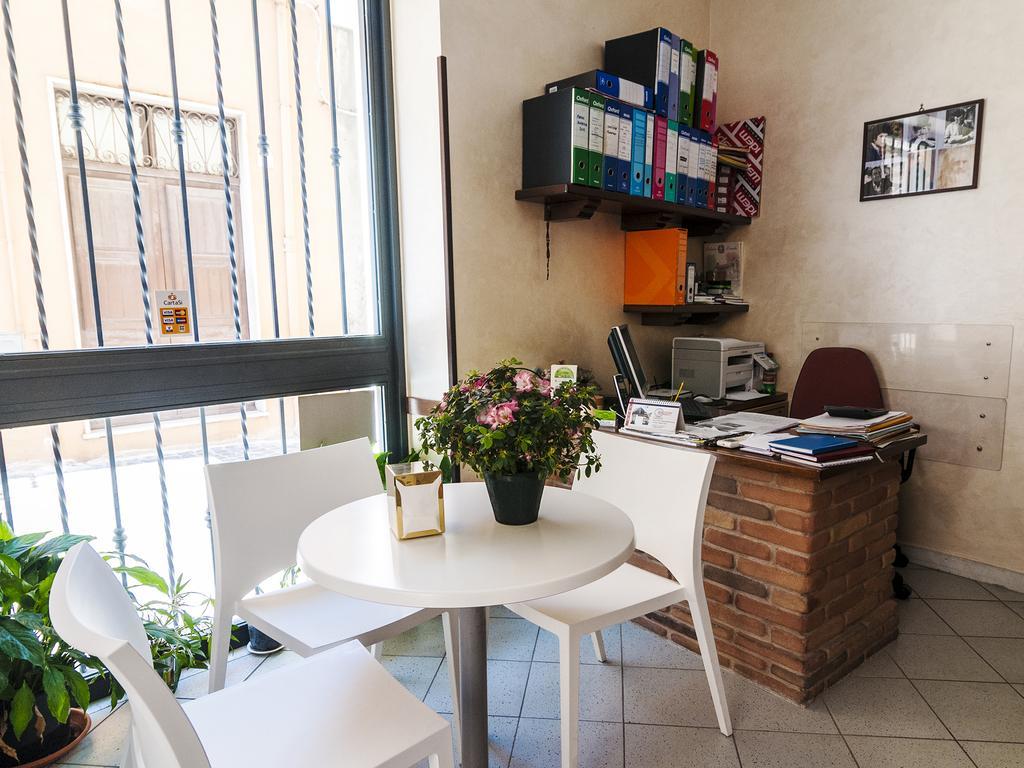 Hotel La Casa Degli Artisti 1 à Nettuno Extérieur photo
